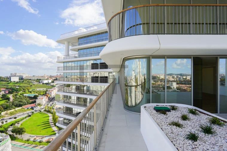 Apartamento T6 para Venda em Campolide Foto 29