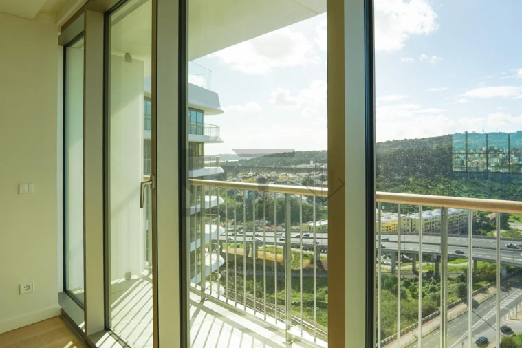 Apartamento T6 para Venda em Campolide Foto 39