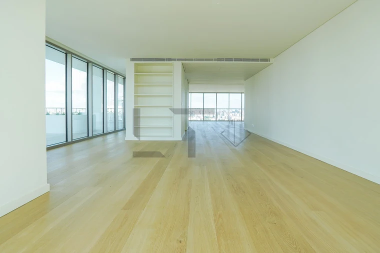 Apartamento T6 para Venda em Campolide Foto 40