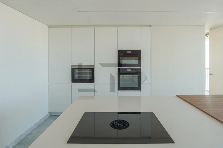 Apartamento T6 para Venda em Campolide Foto 45