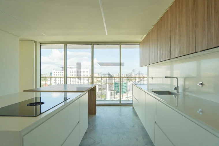 Apartamento T6 para Venda em Campolide Foto 46