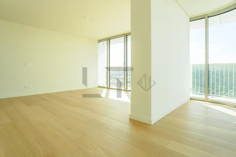 Apartamento T6 para Venda em Campolide Foto 60