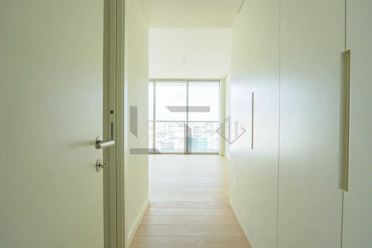 Apartamento T6 para Venda em Campolide Foto 87