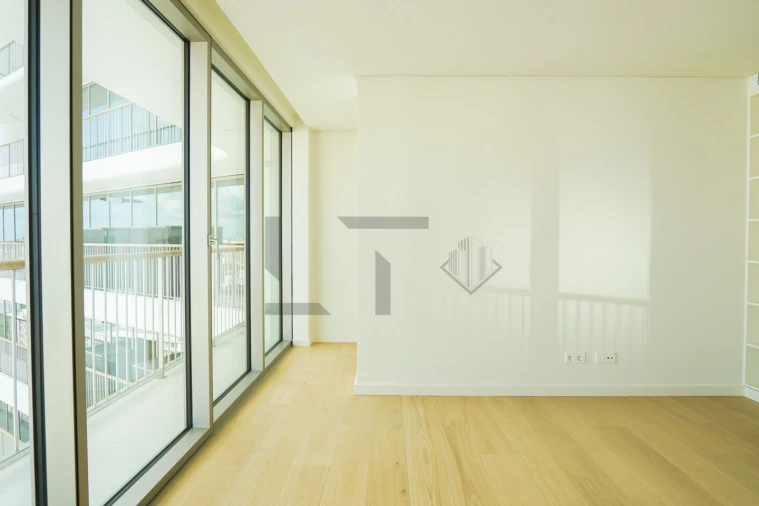 Apartamento T6 para Venda em Campolide Foto 95