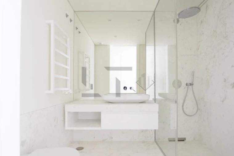 Apartamento T6 para Venda em Campolide Foto 99