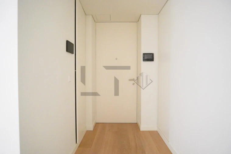 Apartamento T6 para Venda em Campolide Foto 100