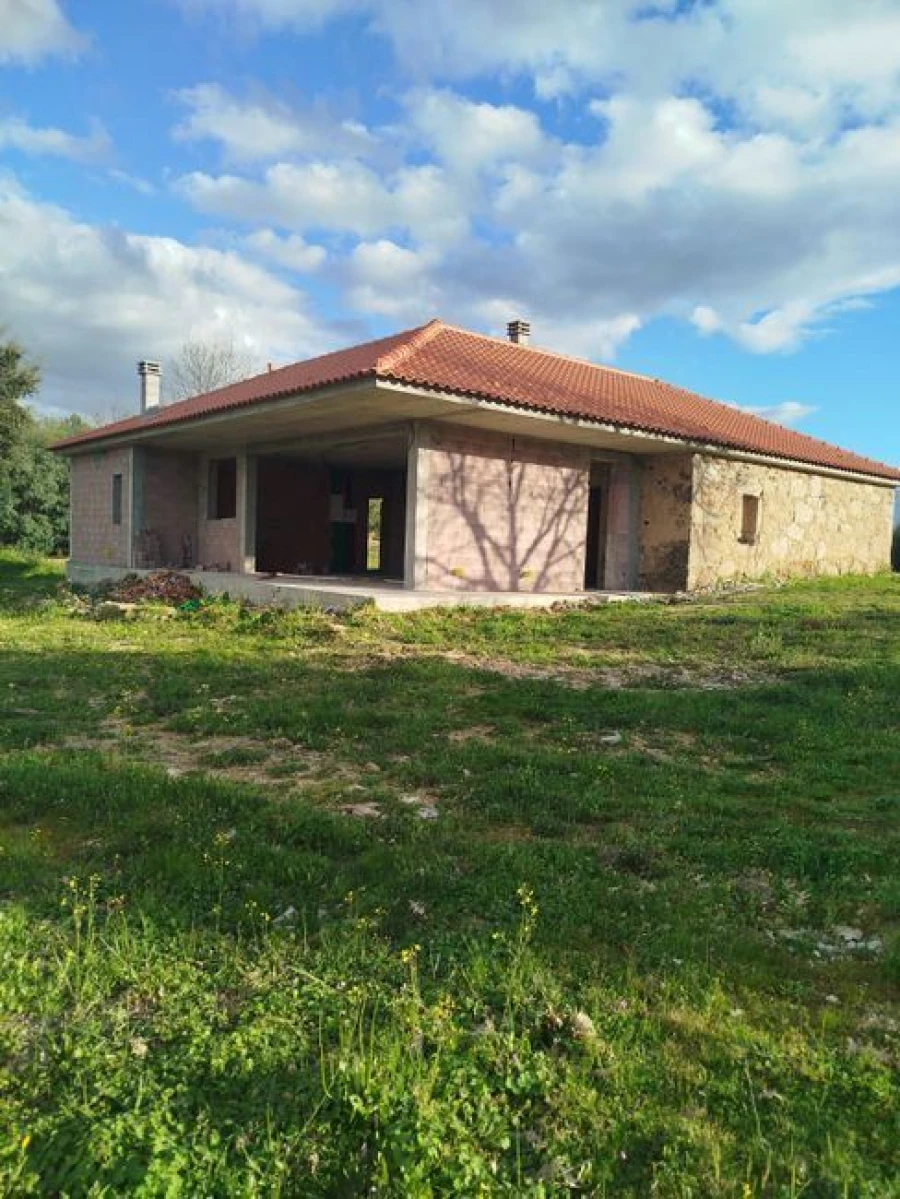 Quinta T4 para Venda em Teixoso e Sarzedo Foto 9