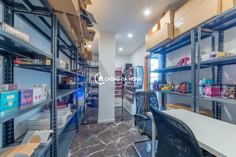 Loja para Venda em Custóias, Leça do Balio e Guifões Foto 9