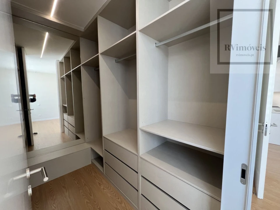 Apartamento T1 para Venda em Barroselas e Carvoeiro Foto 18