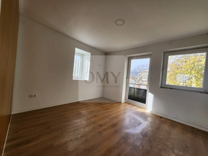 Apartamento T5 para Venda em Nossa Senhora da Conceição, São Pedro e São Dinis Foto 18