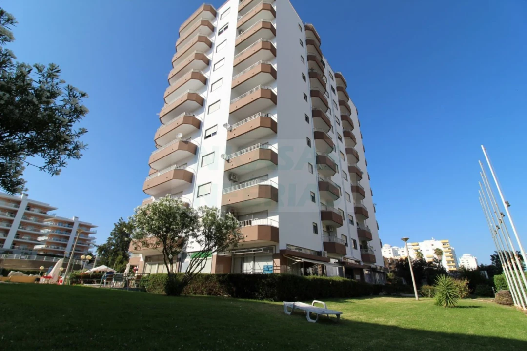 Apartamento T1 para Venda em Portimão Foto 2