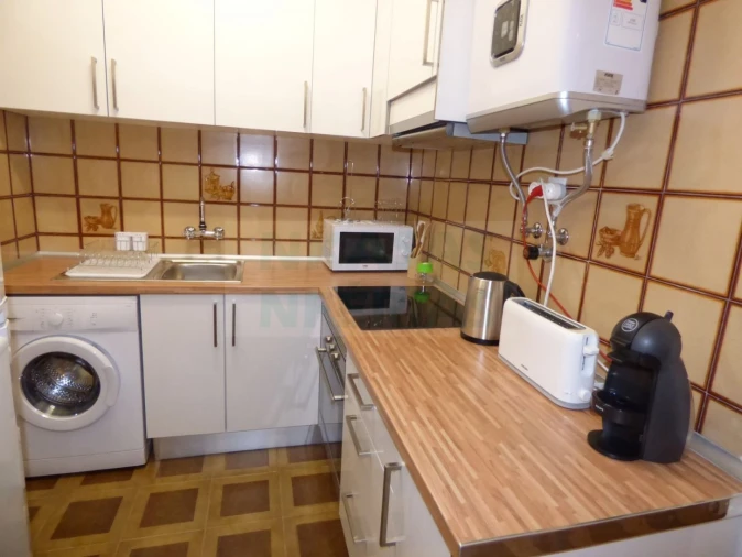 Apartamento T1 para Venda em Portimão Foto 6
