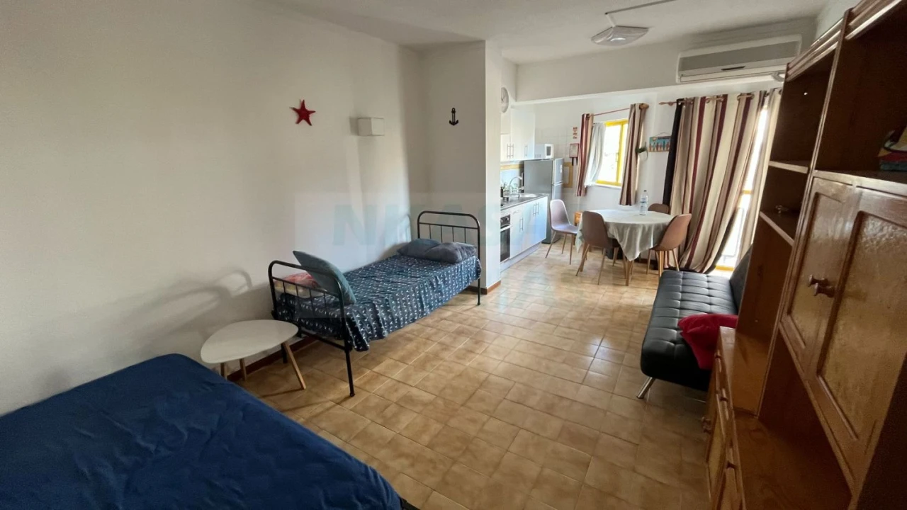 Apartamento T1 para Venda em Portimão Foto 4