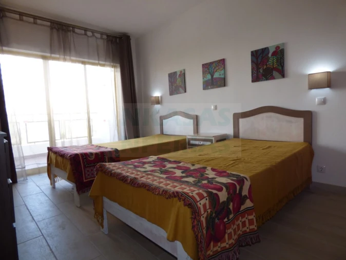 Apartamento T1 para Venda em Portimão Foto 7