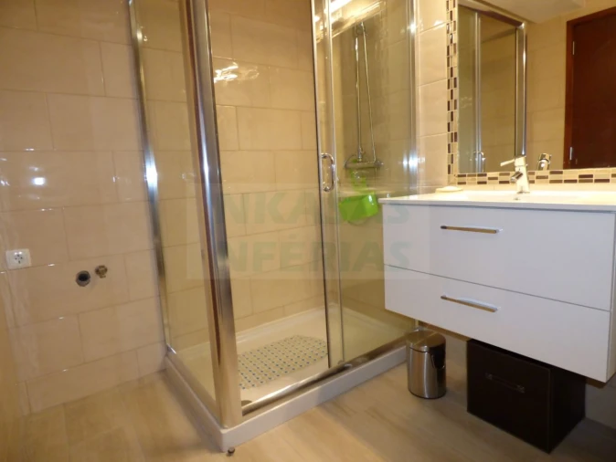 Apartamento T1 para Venda em Portimão Foto 8