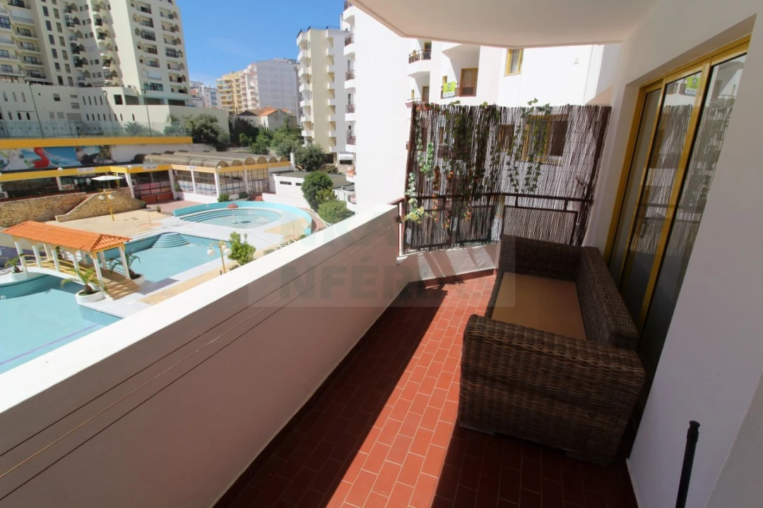 Apartamento T1 para Venda em Portimão Foto 12