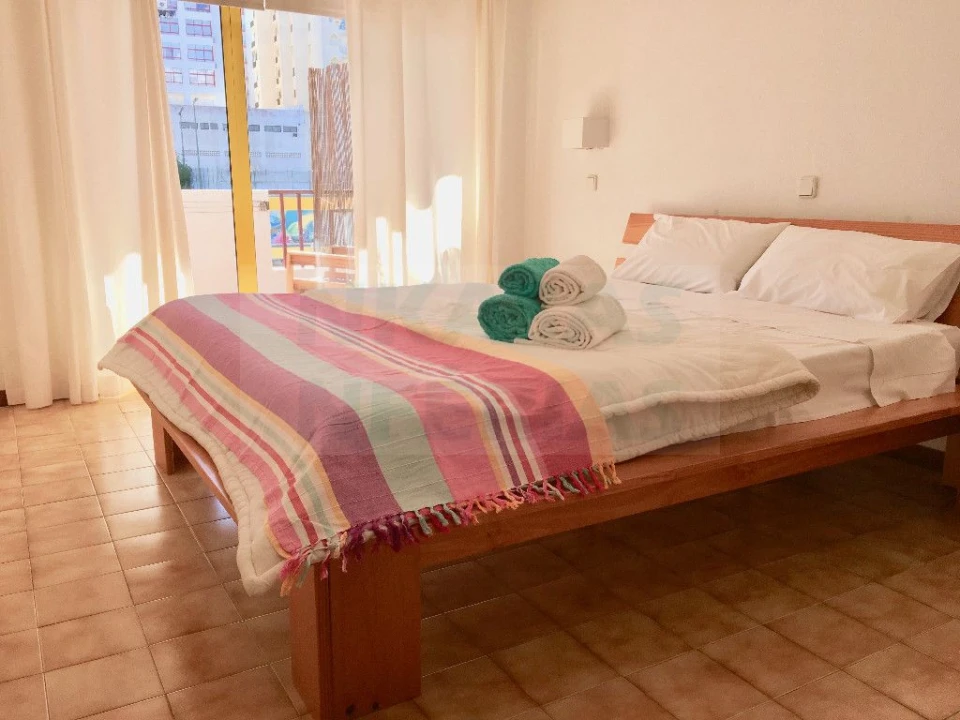 Apartamento T1 para Venda em Portimão Foto 9