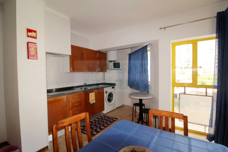 Apartamento T1 para Venda em Portimão Foto 7