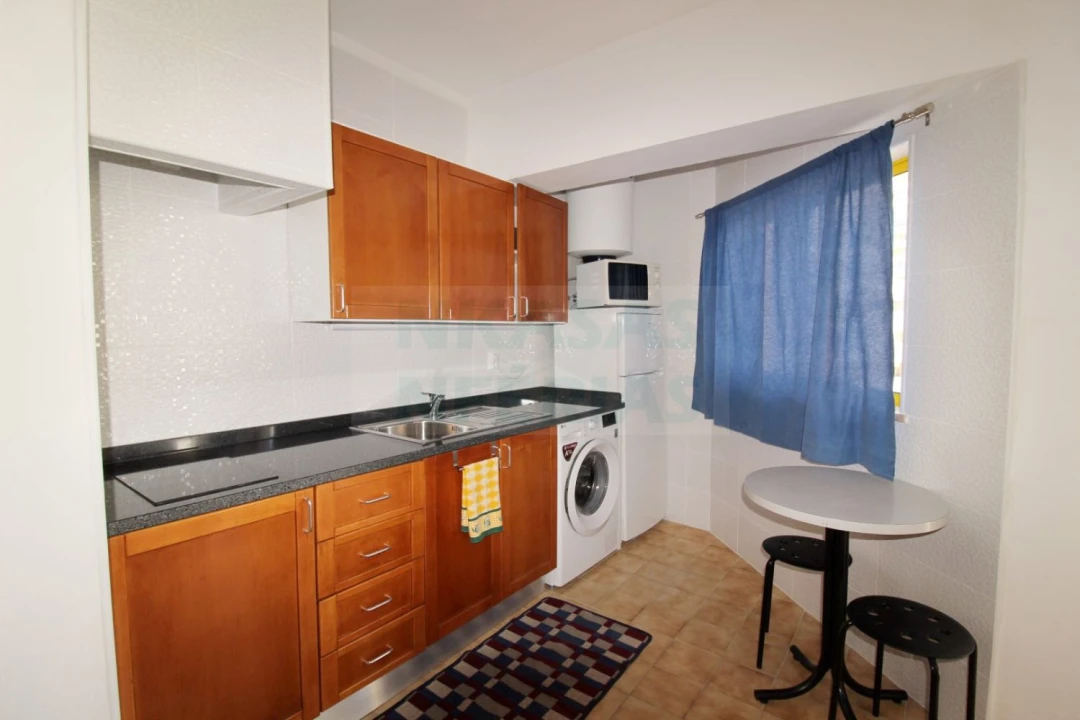 Apartamento T1 para Venda em Portimão Foto 8