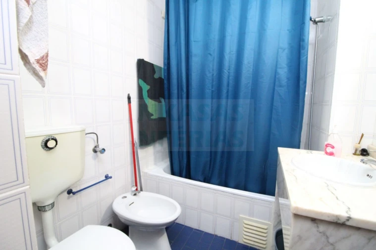 Apartamento T1 para Venda em Portimão Foto 12