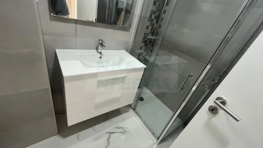 Apartamento T1 para Venda em Portimão Foto 9