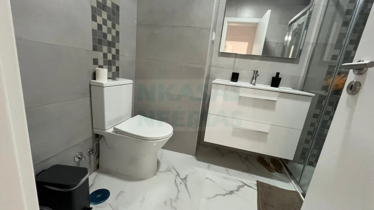 Apartamento T1 para Venda em Portimão Foto 9