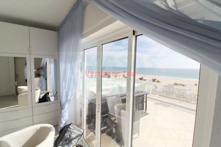 Apartamento T3 para Venda em Portimão Foto 12