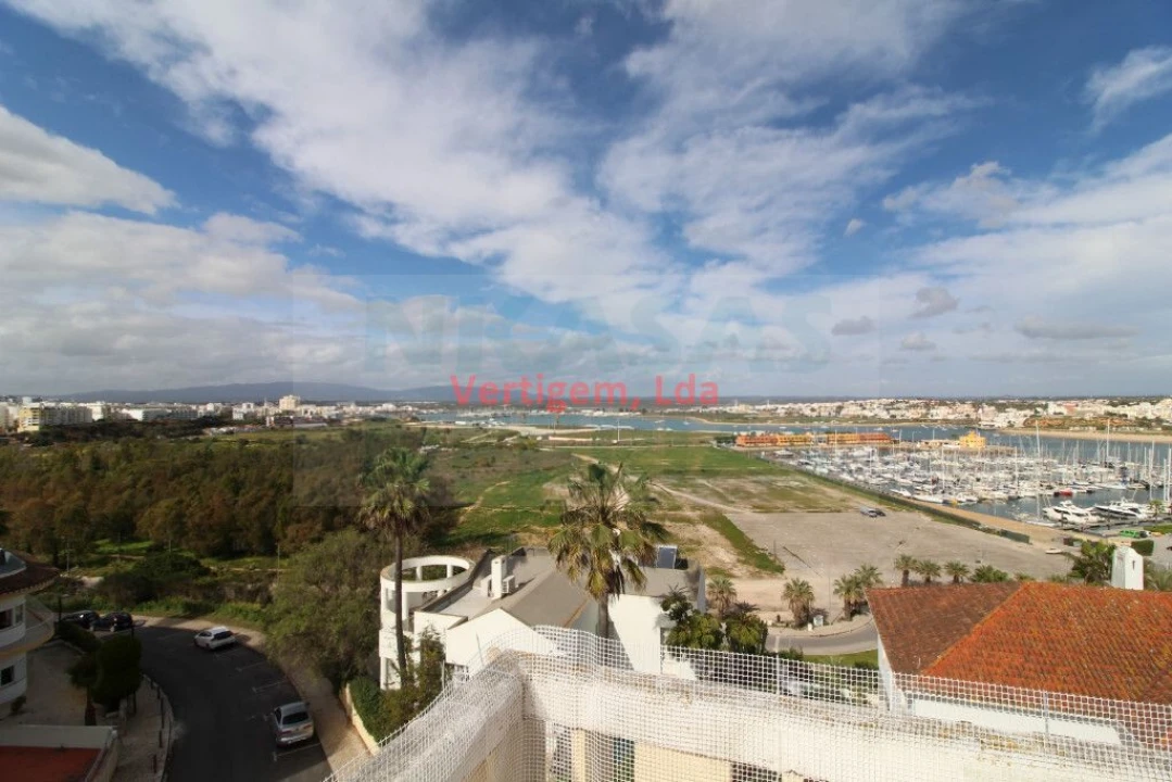 Apartamento T3 para Venda em Portimão Foto 23