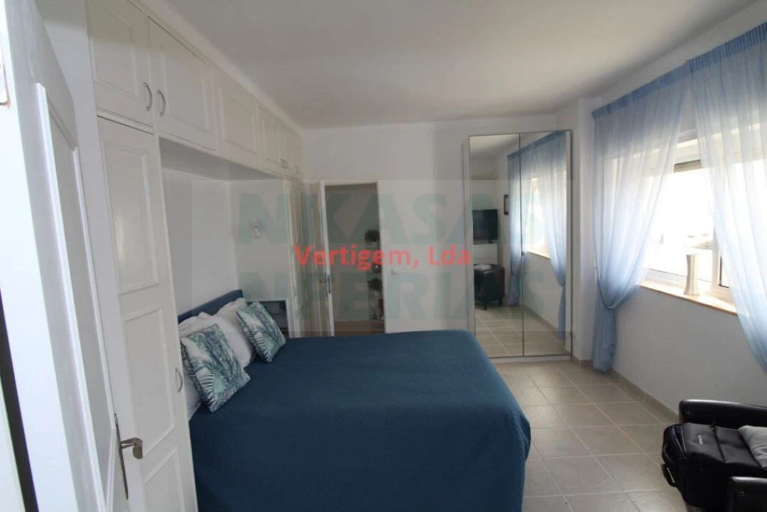 Apartamento T3 para Venda em Portimão Foto 39