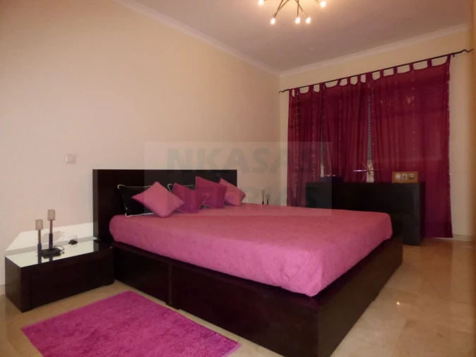 Apartamento T2 para Venda em Portimão Foto 11