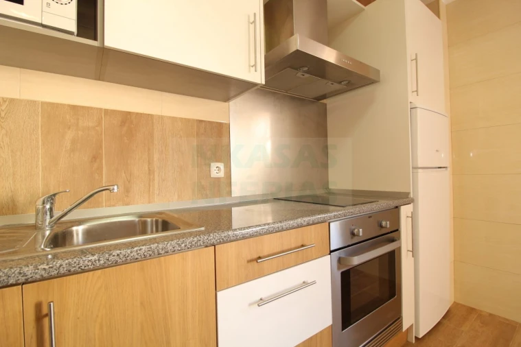 Apartamento T2 para Venda em Portimão Foto 5