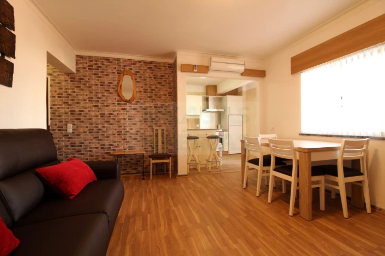 Apartamento T2 para Venda em Portimão Foto 7
