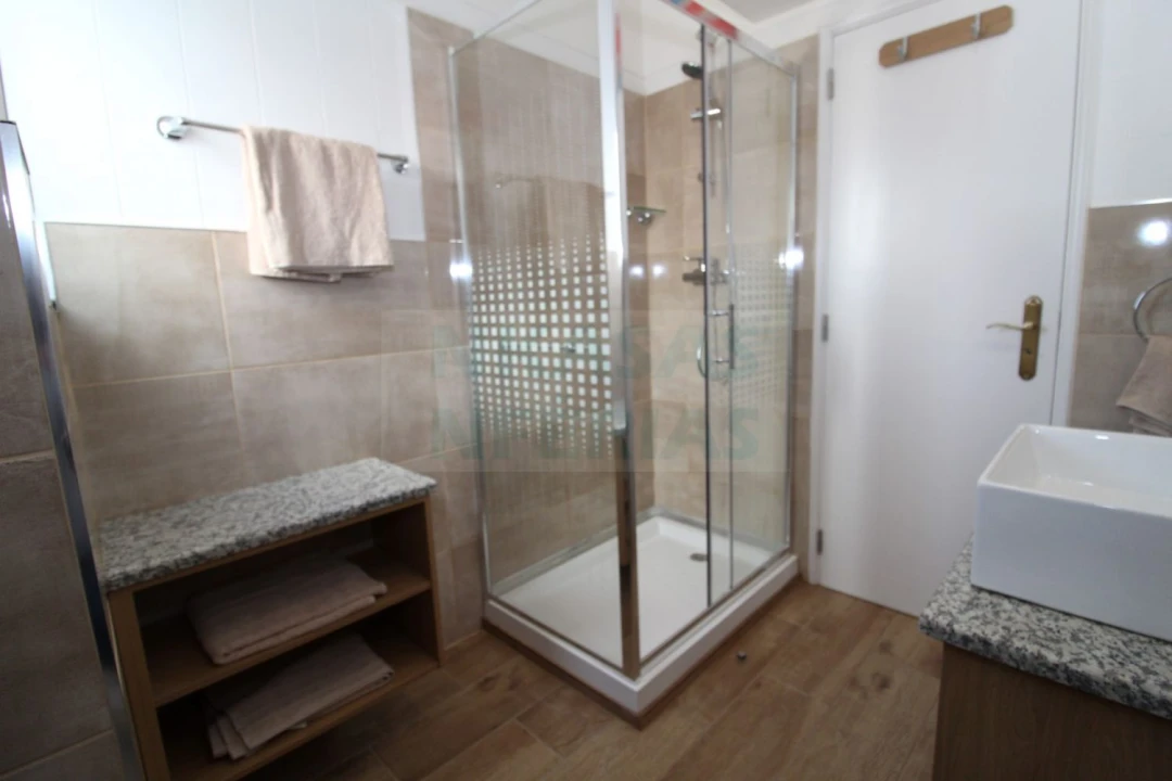 Apartamento T2 para Venda em Portimão Foto 15