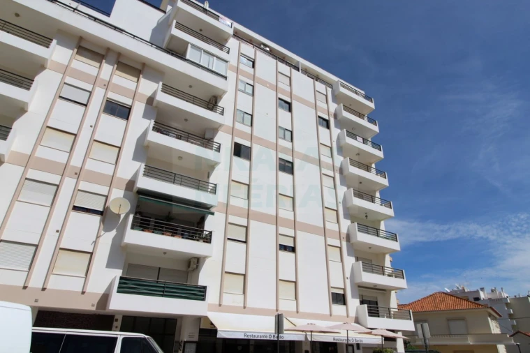 Apartamento T2 para Venda em Portimão Foto 1