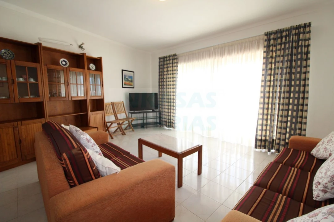 Apartamento T2 para Venda em Portimão Foto 3