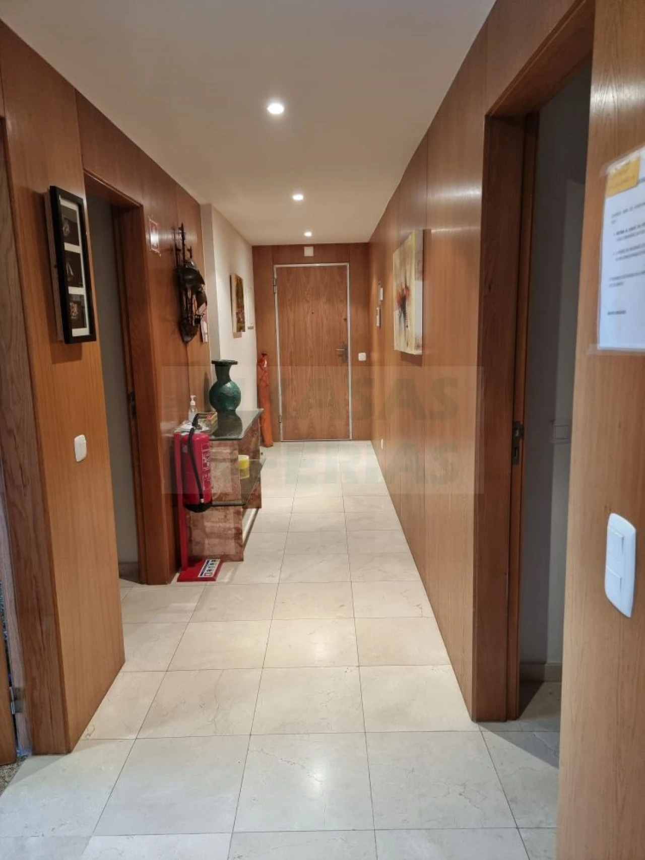 Apartamento T2 para Venda em Portimão Foto 8