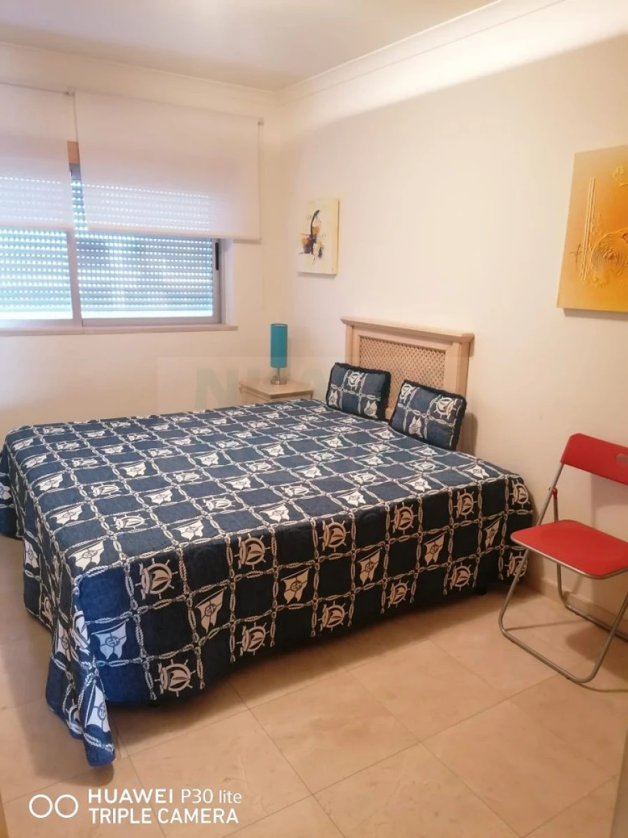 Apartamento T2 para Venda em Portimão Foto 14