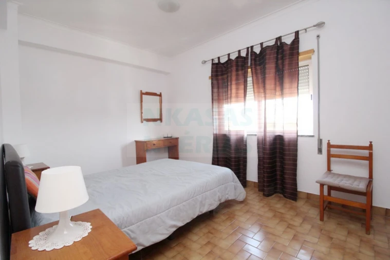 Apartamento T2 para Venda em Portimão Foto 12