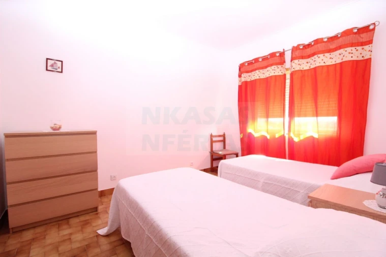 Apartamento T2 para Venda em Portimão Foto 15