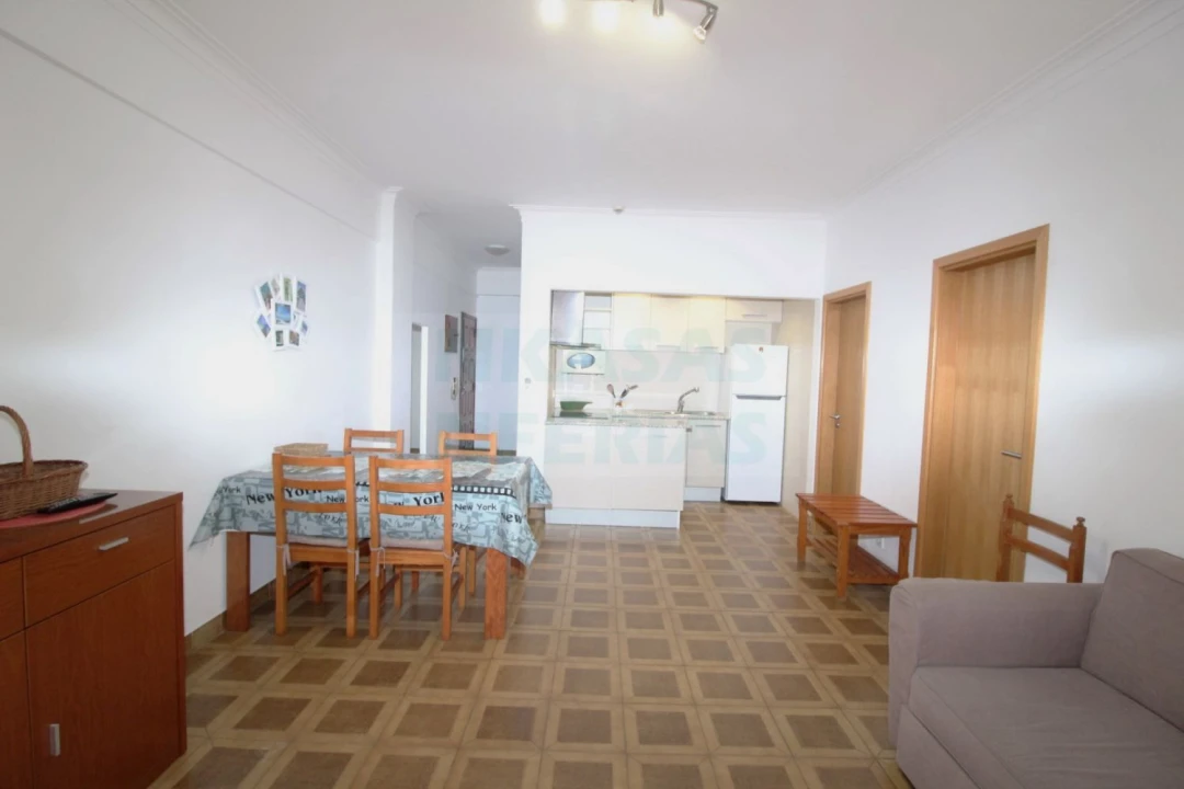 Apartamento T2 para Venda em Portimão Foto 5