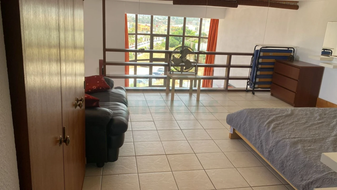 Apartamento T2 para Venda em Portimão Foto 16