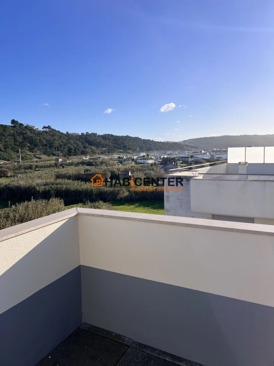 Apartamento T2 para Venda em Nazare Foto 30