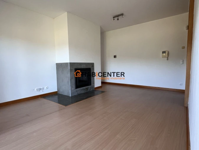 Apartamento T2 para Venda em Nazare Foto 11