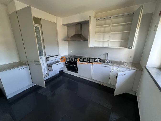 Apartamento T2 para Venda em Nazare Foto 22