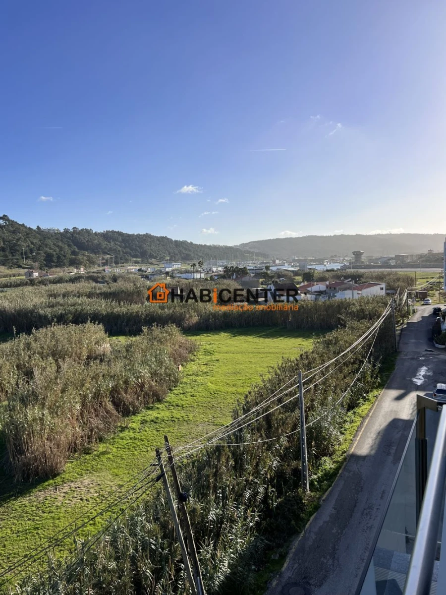 Apartamento T2 para Venda em Nazare Foto 7