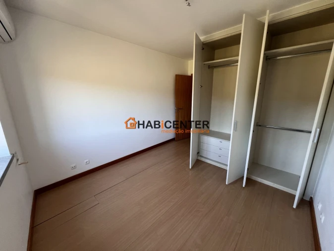 Apartamento T2 para Venda em Nazare Foto 15