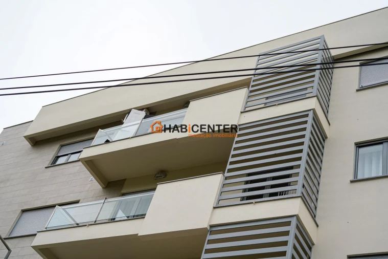 Apartamento T2 para Venda em Nazare Foto 2