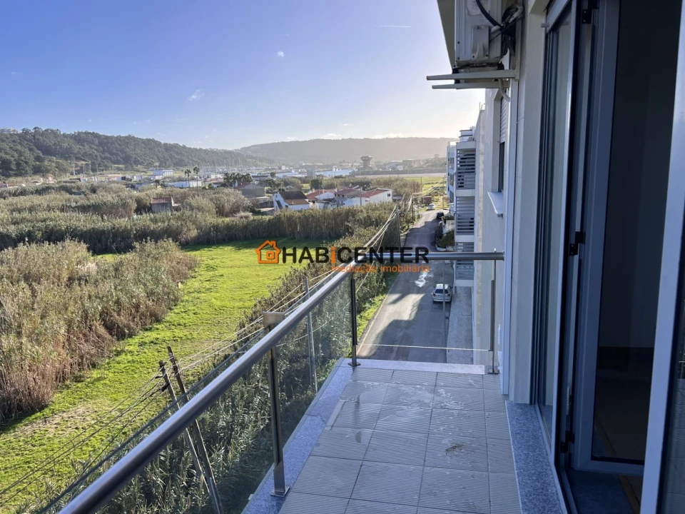 Apartamento T2 para Venda em Nazare Foto 8