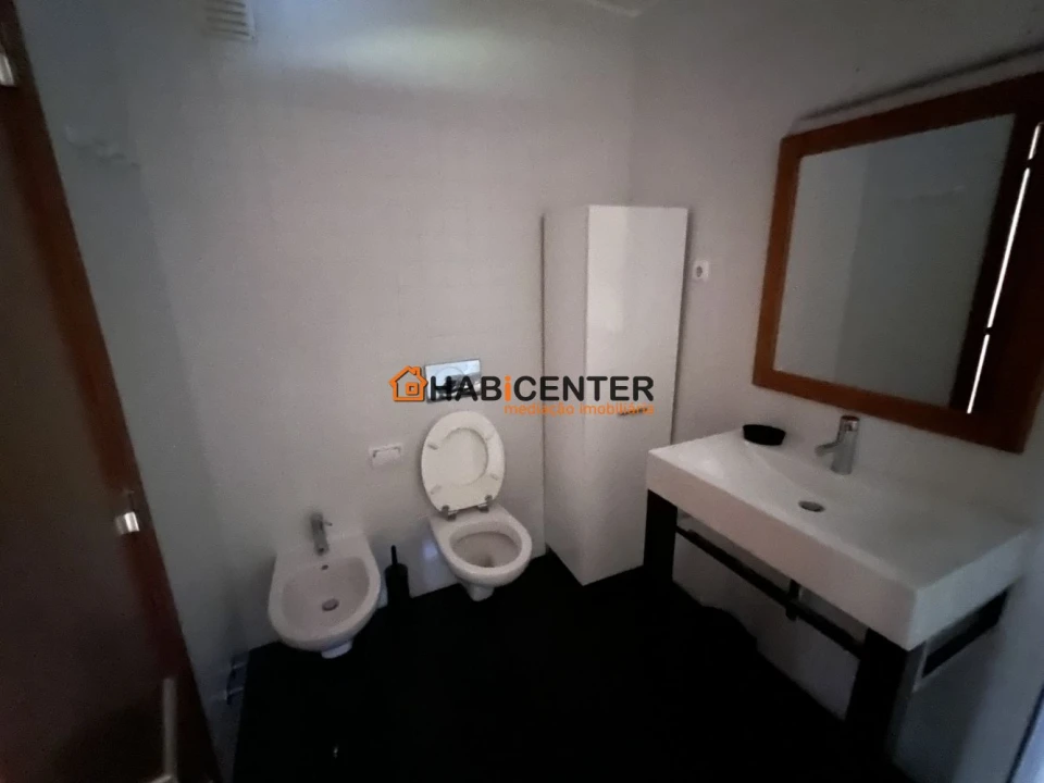 Apartamento T2 para Venda em Nazare Foto 25