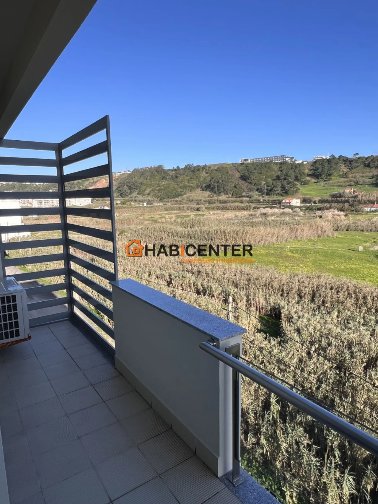 Apartamento T2 para Venda em Nazare Foto 6
